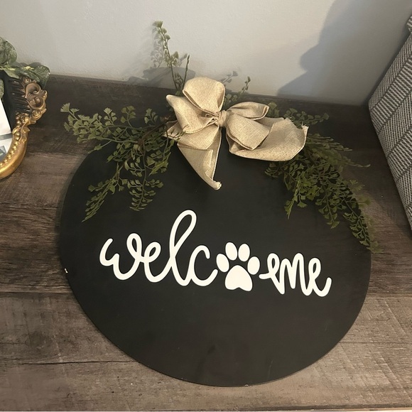 ITEM ON HOLD Welcome paw print Front Door Decor with Greenery - Picture 3 of 3